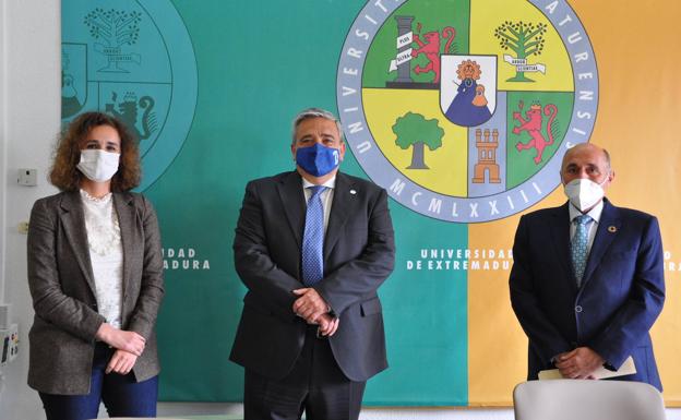 El Grupo Industrial CL dará nombre a una nueva cátedra de la Universidad de Extremadura
