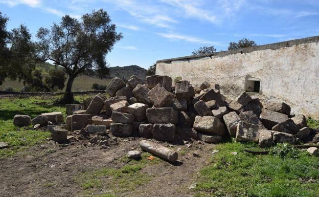 La Real Academia de Extremadura lamenta la destrucción de la ermita de Brovales