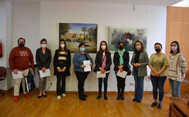 El Ayuntamiento entrega los premios del I 'Concurso de embellecimiento de fachadas, balcones y escaparates'