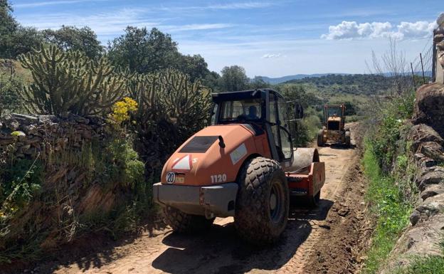 El Ayuntamiento prepara un Plan especial para el arreglo de caminos con una dotación presupuestaria anual de 100.000 euros