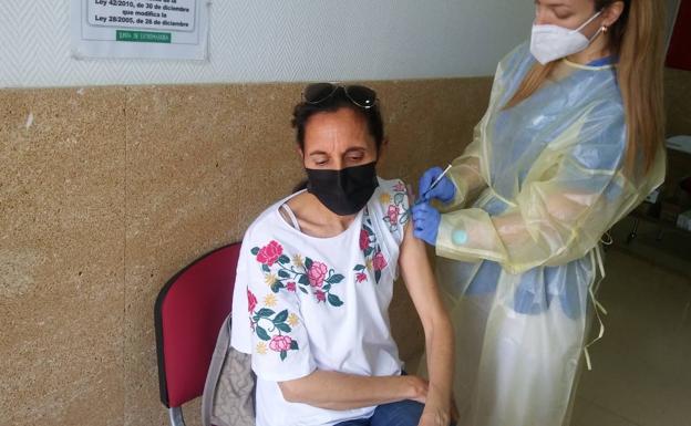 Llamamiento a las personas nacidas entre 1987 y 1989 para vacunarse contra la COVID-19