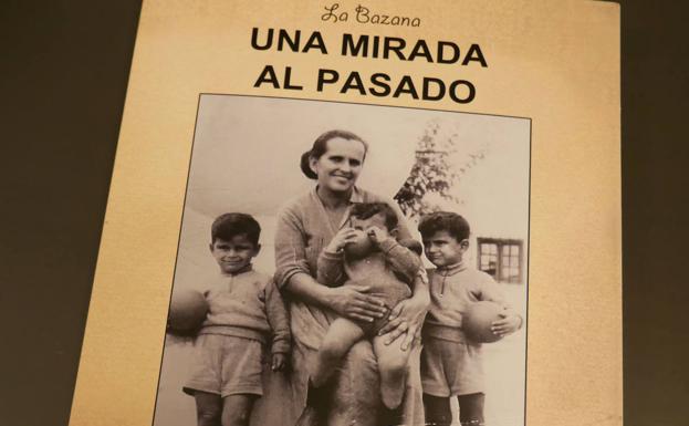 La Bazana acoge, este jueves, la presentación del libro 'Una mirada al pasado' de Rafael Barrena y Ricardo Maldonado