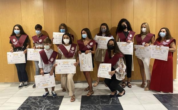La V 'Gala de Educación' premia el mérito, la excelencia académica y los valores humanos del alumnado