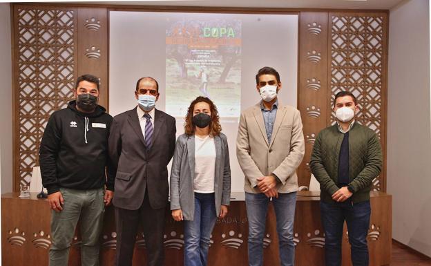 Jerez de los Caballeros acoge la 26 Copa de los Países Latinos de Orientación