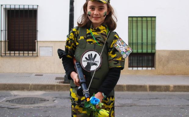 El Carnaval vuelve a teñir de fantasía, color y alegría las calles de Jerez