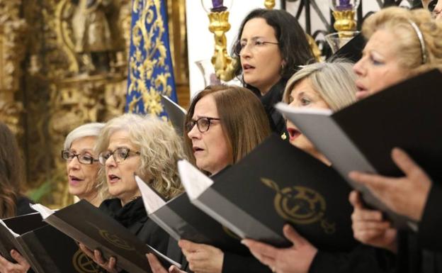 La iglesia de San Miguel acoge, este jueves, el 'Concierto Sacro' a cargo de la Coral y el Coro Infantil de la Escuela Municipal de Música