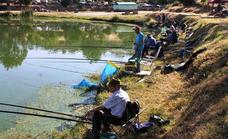 Jerez de los Caballeros acoge este domingo, 5 de junio, su Concurso tradicional de Pesca 'Charca la Albuera'