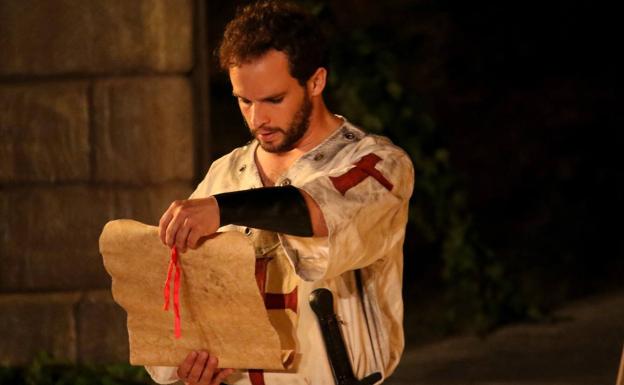 La Plaza de la Alcazaba acoge, este viernes, la 'Ordenación de caballeros y damas templarias'