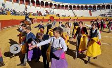 Clausurado el curso de la Escuela Taurina de la Diputación de Badajoz en la Plaza de Toros de Jerez de los Caballeros