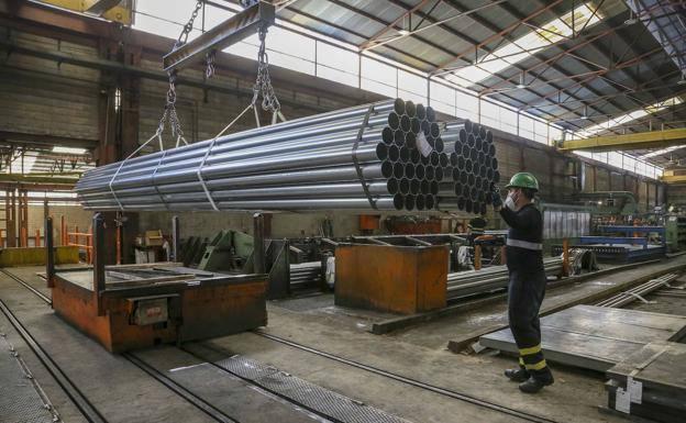 Los trabajadores de Siderúrgica Balboa aprueban el acuerdo que configura un posible ERTE