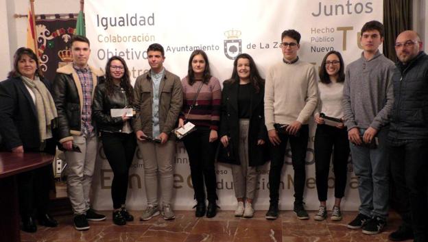Convocadas las becas municipales a los mejores expedientes de Bachillerato y ESO