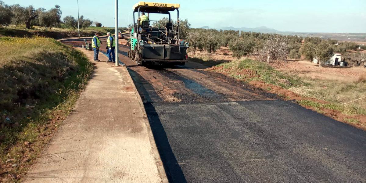 Comienzan las obras de pavimentación de varias zonas de la localidad