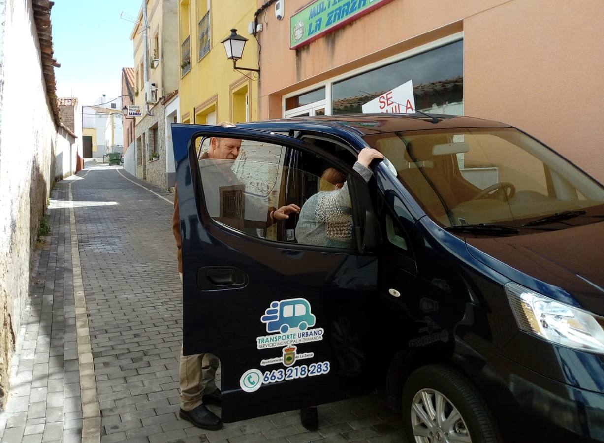 El 'Transporte Urbano a Demanda' estará disponible este domingo de 11 a 14 horas