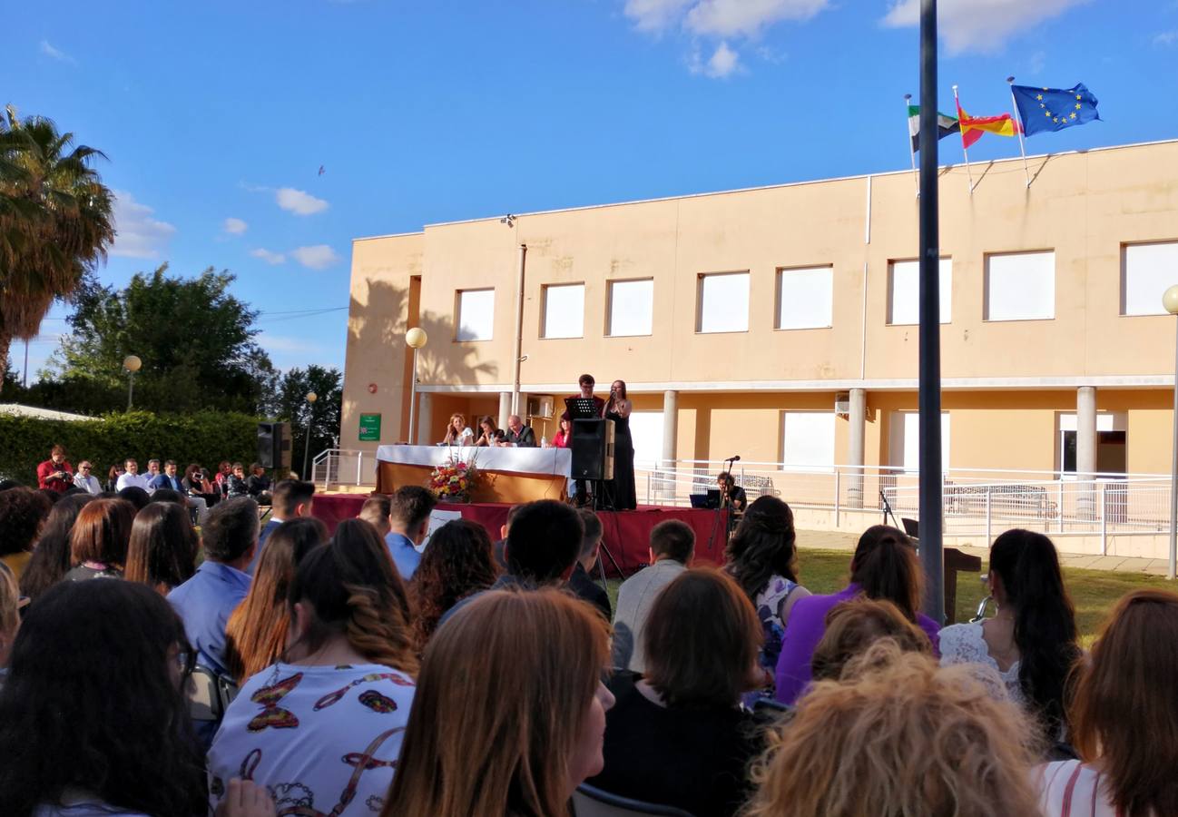 El IES Tierrablanca celebra el acto de graduación