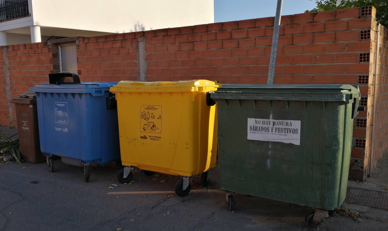El Ayuntamiento recuerda el uso correcto de los contenedores