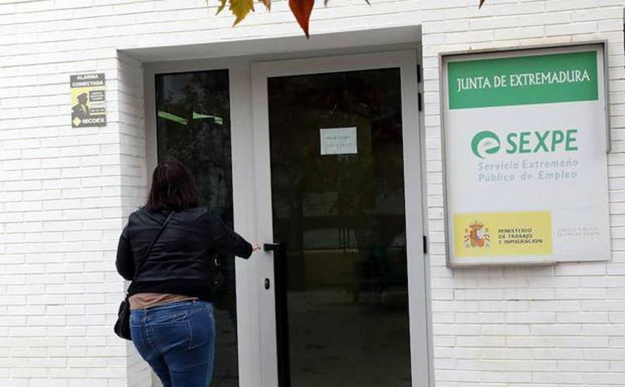Leve descenso del paro durante el segundo trimestre del año