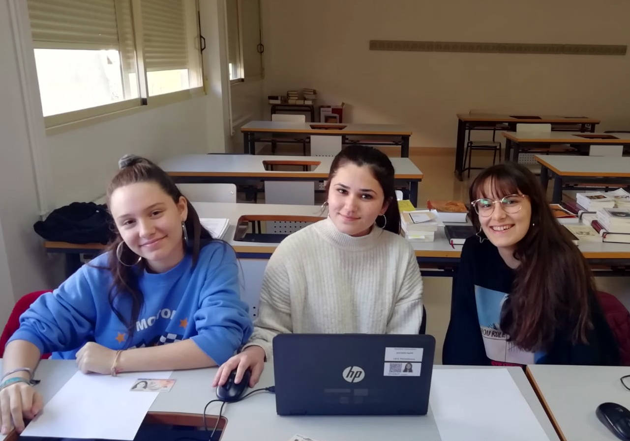 Tres alumnas del IES Tierrablanca, subcampeonas nacionales en cultura clásica
