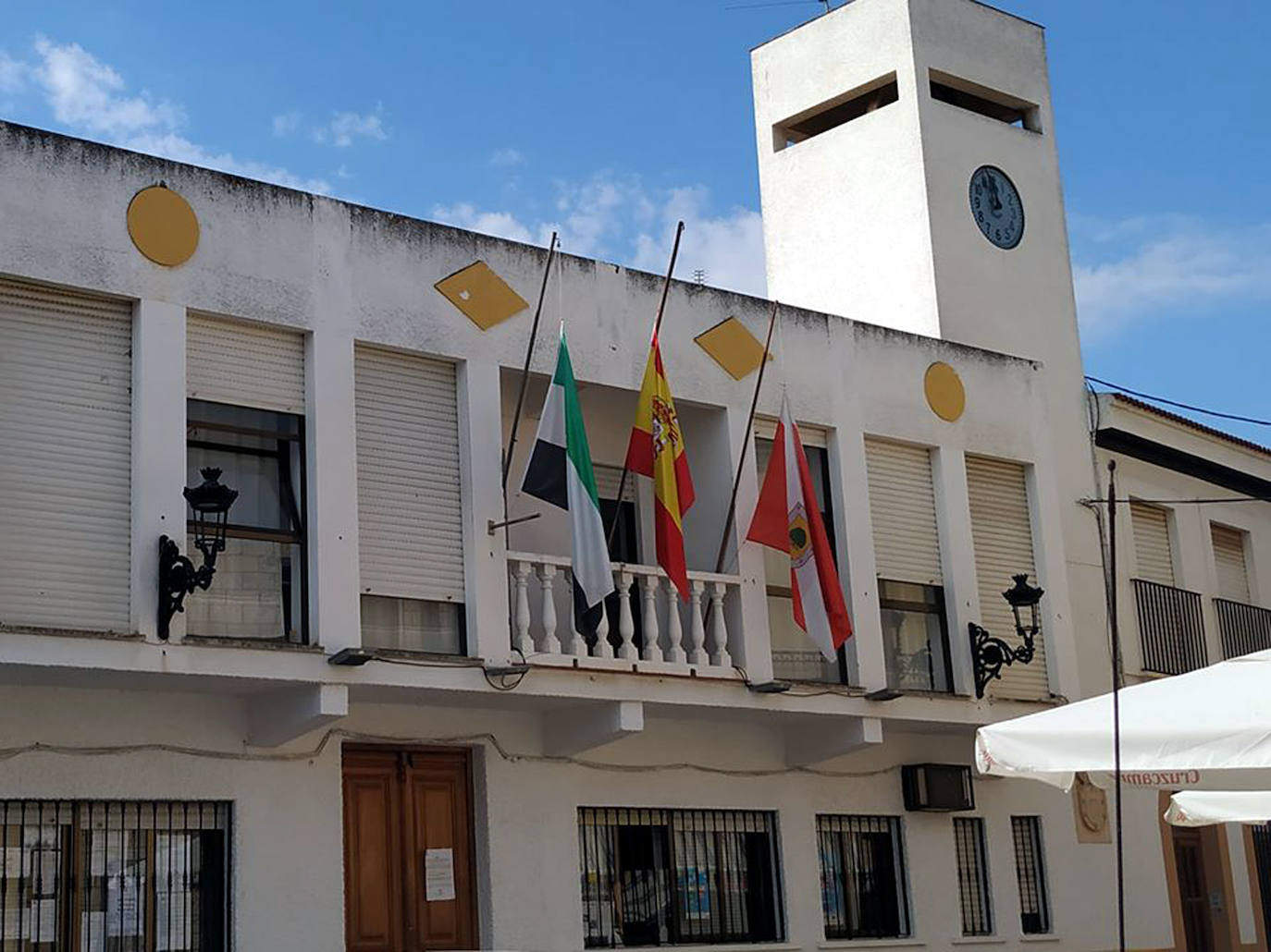 La Zarza se suma al luto oficial por las víctimas del coronavirus