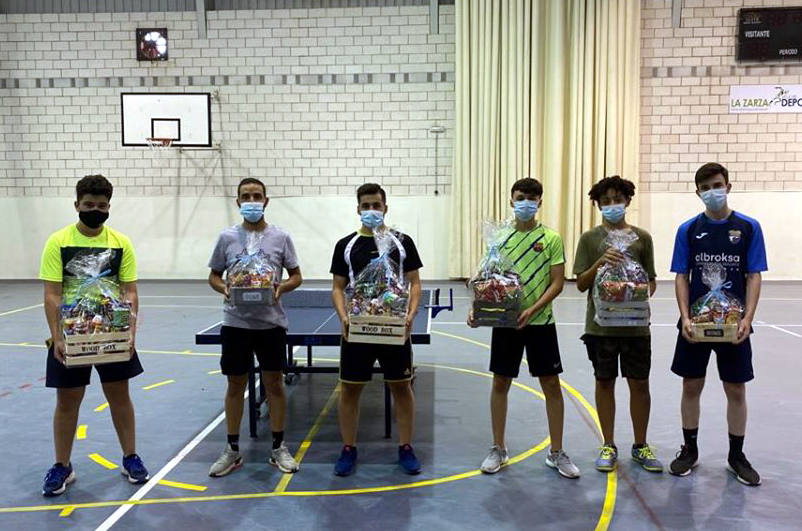 Finalizan los torneos de ping pong y triples