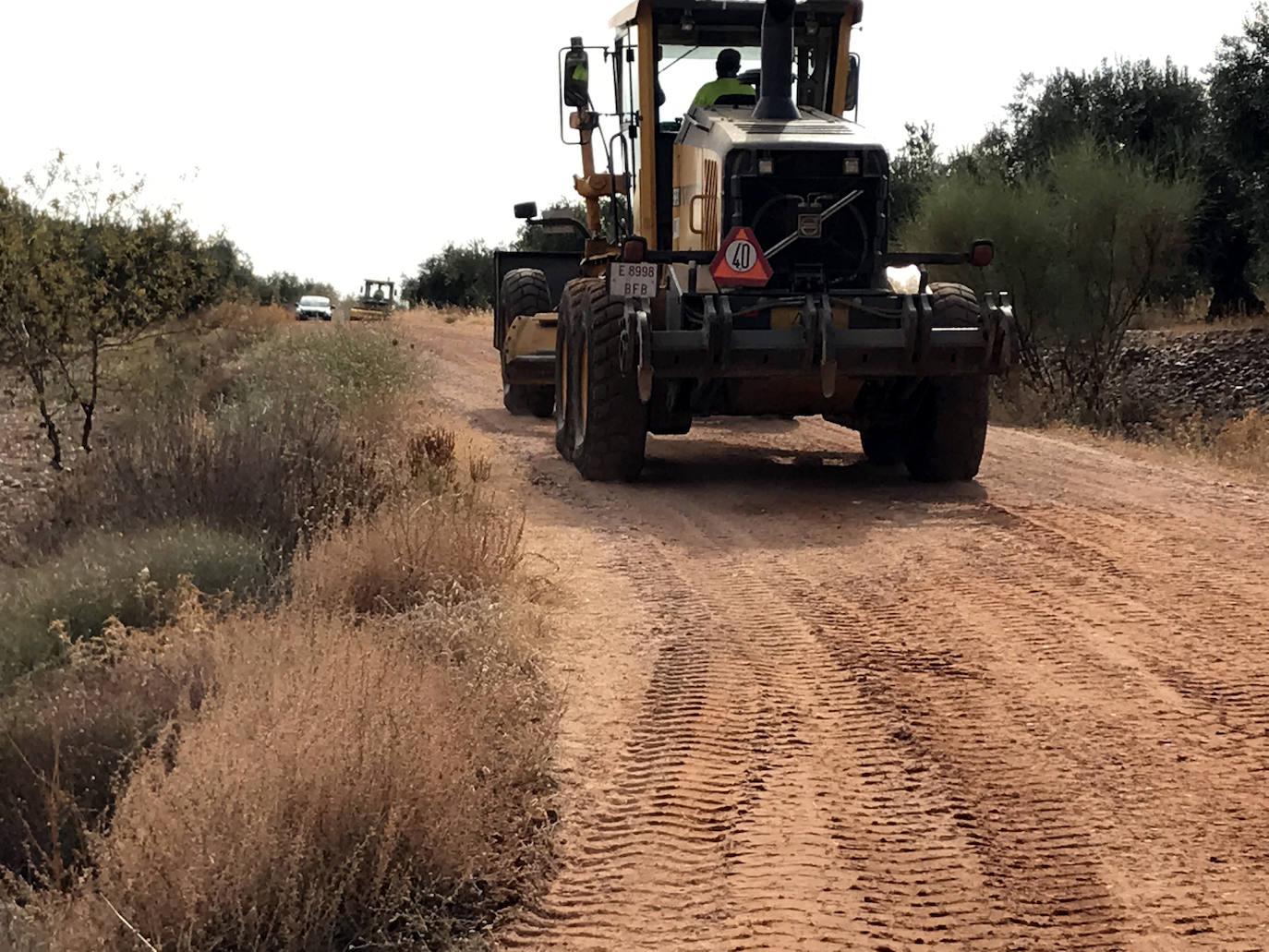 El Ayuntamiento utilizará materiales reciclados de obras en las mejoras de los caminos