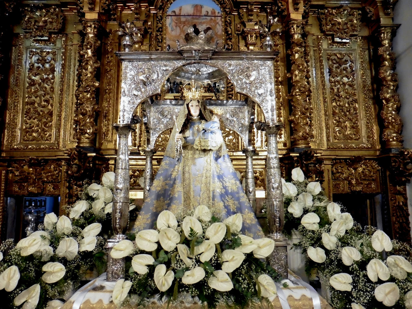 La misa solemne en honor a la Virgen de las Nieves se celebrará por la noche