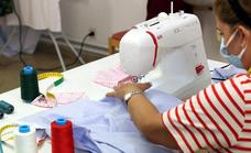 La Universidad Popular organiza un curso de costura a máquina