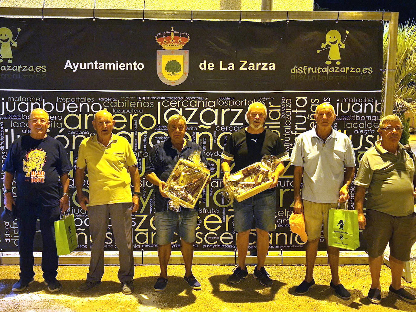Diego Corbacho y Manuel González, ganadores del torneo de petanca