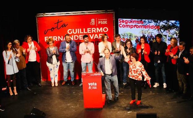 El PSOE congrega a sus votantes en un multitudinario acto en La Merced