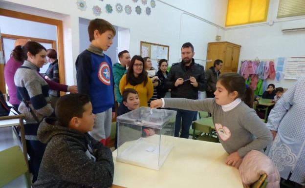Elegidos los miembros corporación infantil de Llerena