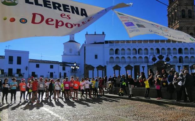 La I San Silvestre Solidaria reúne a casi un centenar de participantes