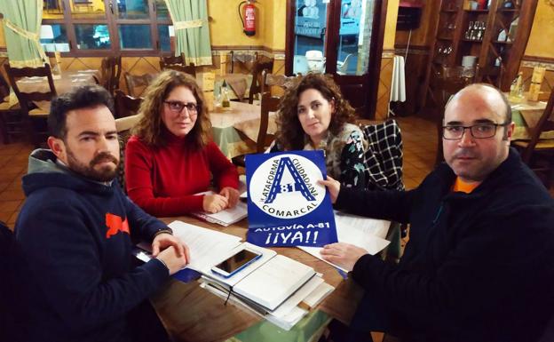 La Plataforma A81 se reúne con vecinos de Fuente Obejuna, Peñarroya y Pueblo Nuevo
