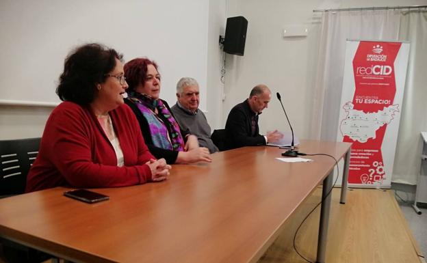 Begoña García visita Llerena y habla sobre la situación del campo