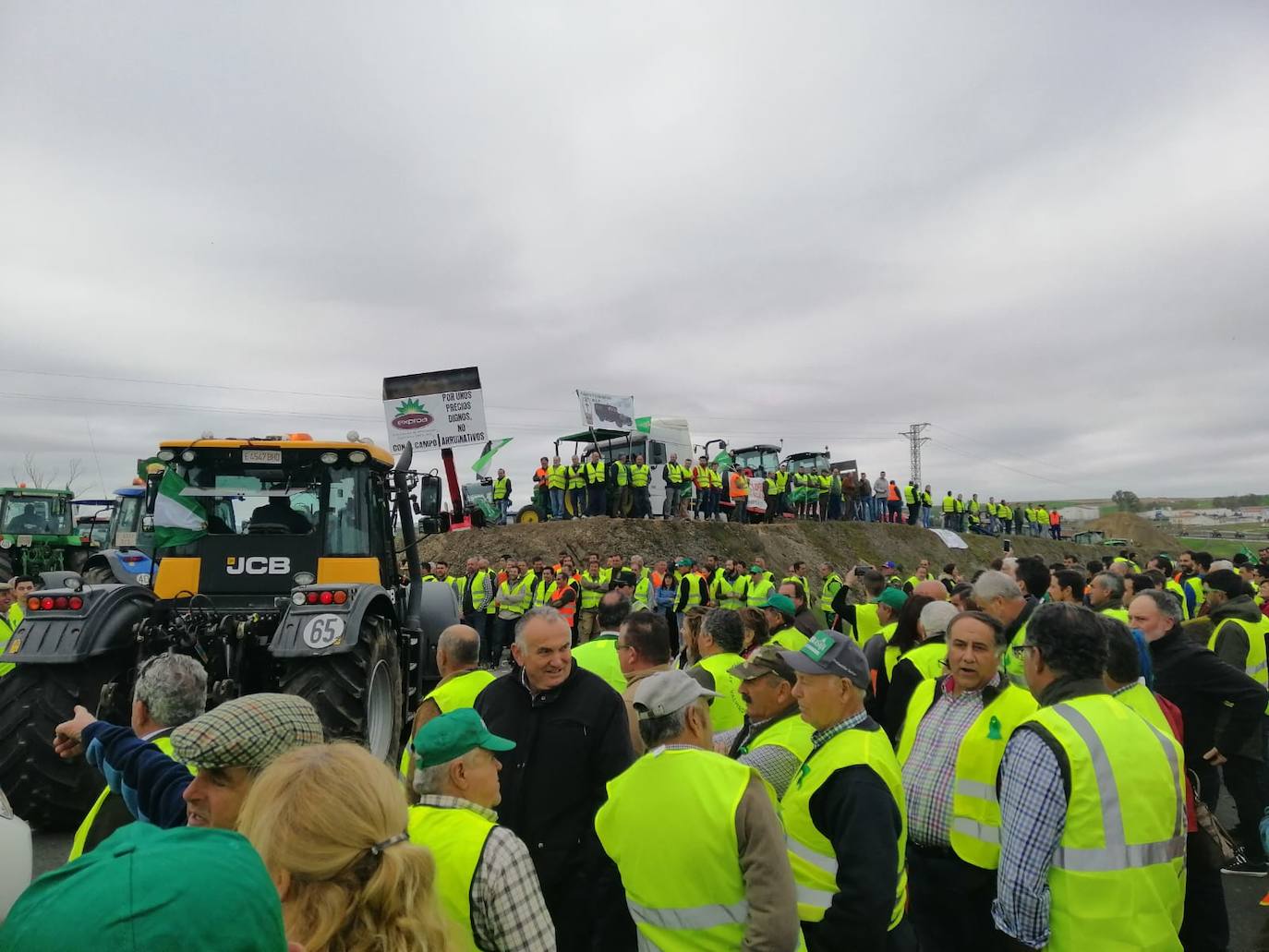Los agricultores de la Campiña unen fuerzas para reivindicar su trabajo