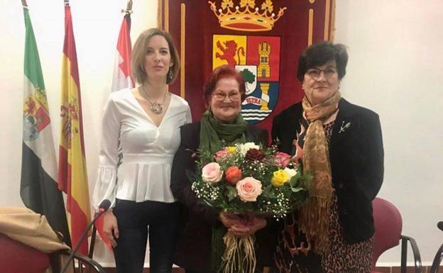 Allaris homenajea a Paqui Fortes en Llerena