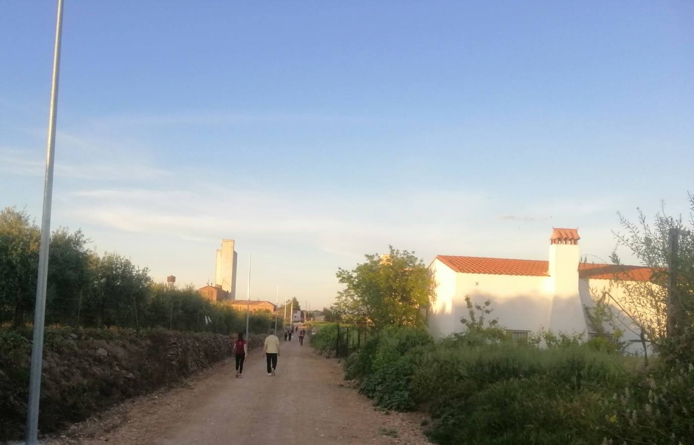 Llerenenses se quejan del comportamiento de algunos vecinos durante el nuevo horario de salidas