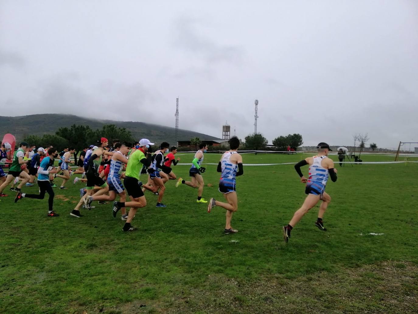 Llerena celebra con éxito su primer cross