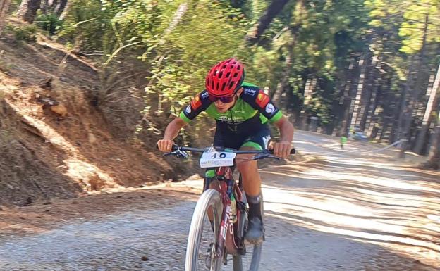 Manuel Cordero alcanza el podio en la penúltima prueba del Open de España XCM
