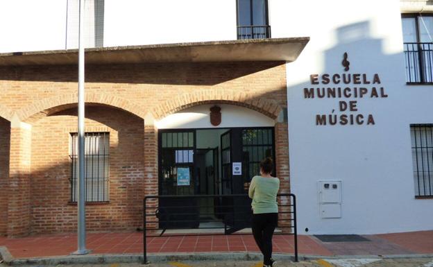 La Escuela de Música continúa con las matriculaciones para el curso 2021/2022