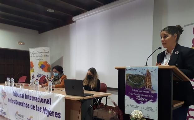 La Asociación Malvaluna celebra en Llerena sus Tribunales Internacionales de los Derechos de las Mujeres