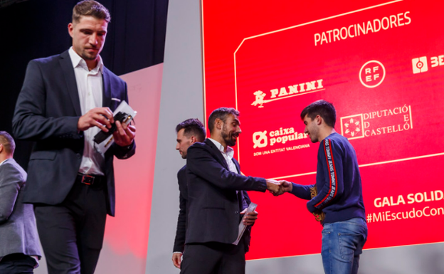 Carlos Martínez, nombrado mejor entrenador del grupo VII de Tercera División en los Premios Golsmedia 2021