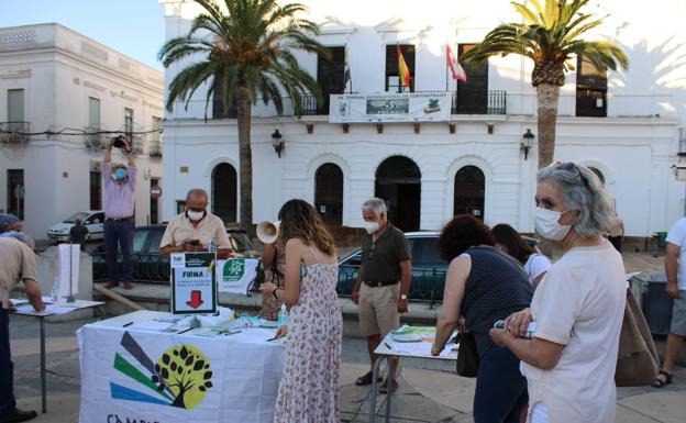 La plataforma Campiña Sur Sin Megaminas reclama «el apoyo de la comarca»