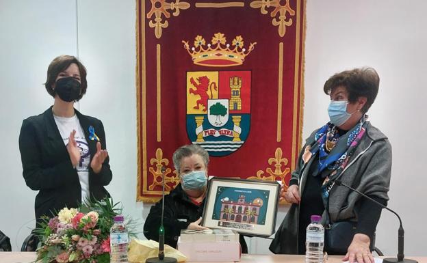 Llerena homenajea a Valentina del Barco en el Día Internacional de la Mujer