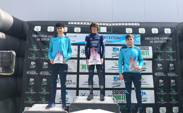 Pedro Fernández lidera el ranking júnior del Open de Extremadura BTT Maratón