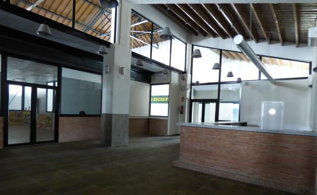 El Ayuntamiento abre el periodo de licitación de puestos-capilla y el espacio central de la Plaza de Abastos