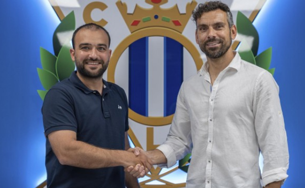 Carlos Martínez renueva como entrenador del Leganés B hasta 2023