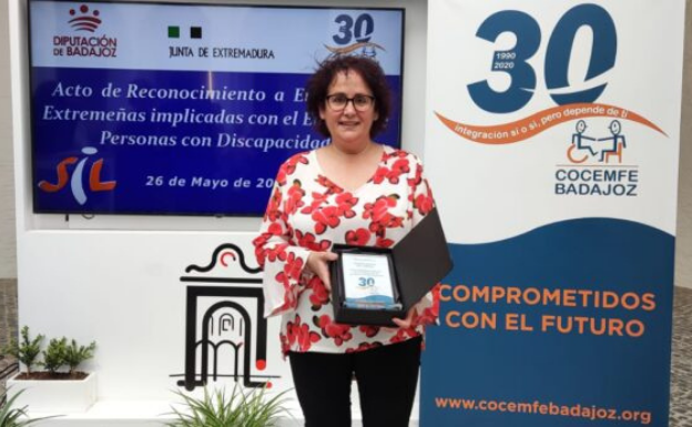 COCEMFE reconoce al Ayuntamiento por su implicación en la integración laboral de personas con discapacidad