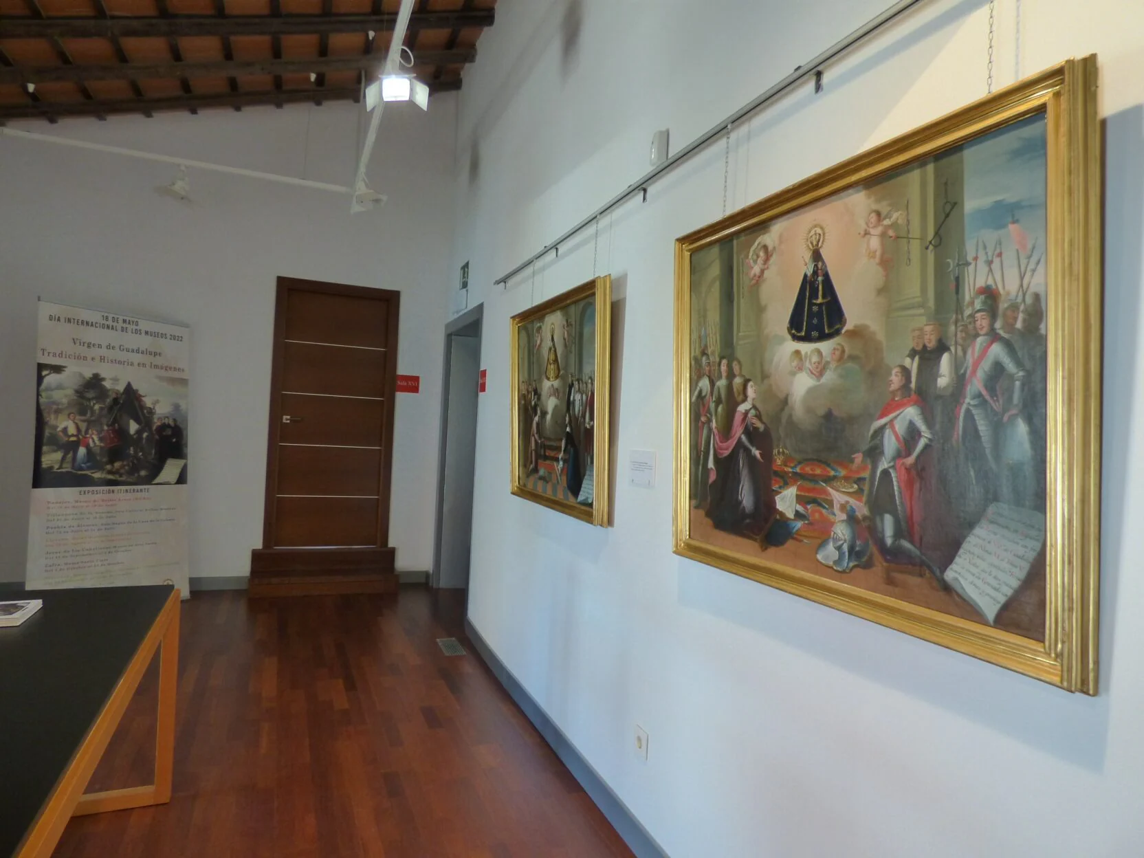 La exposición 'Virgen de Guadalupe. Tradición e historia en imágenes' estará en Llerena hasta el 11 de septiembre