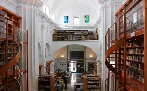 Biblioteca Municipal 'Arturo Gazul'./HOY