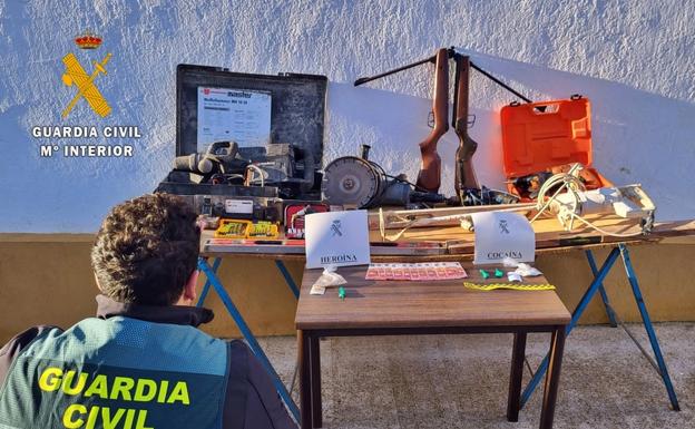La Guardia Civil desmantela un punto de venta de drogas en Llerena