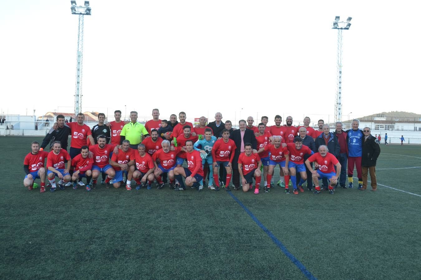 Con un partido de viejas glorias,la charla entre ellos y una cena, concluye el Cincuentenario de la Yeyi